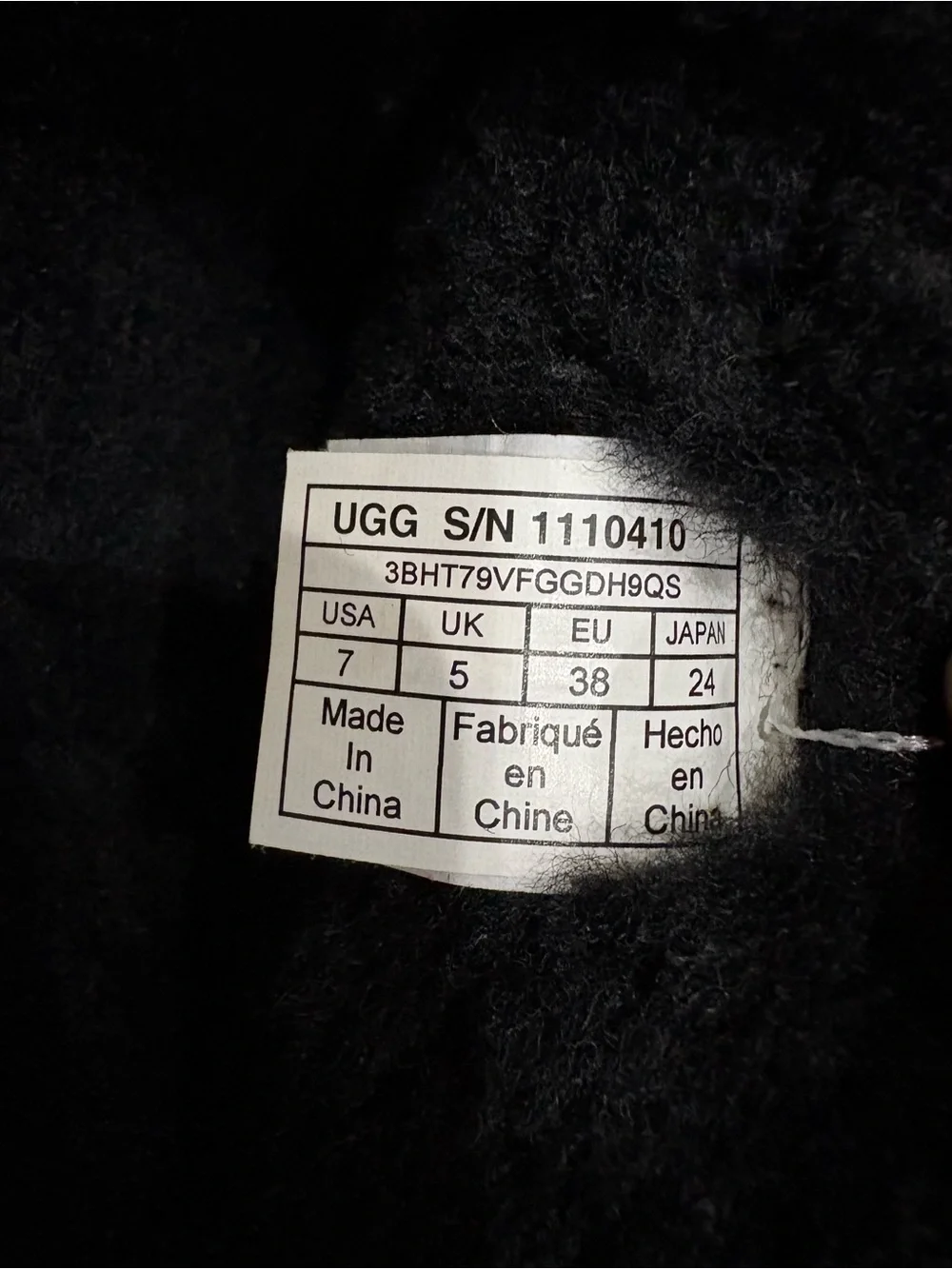 UGG Classic Mini Velvet Boots Women’s Size 7 EU 38 Black Cozy Y2K Chic